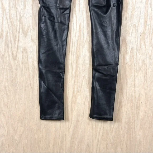 SPANX Faux Leather Leggings Black - Picture 10 of 11